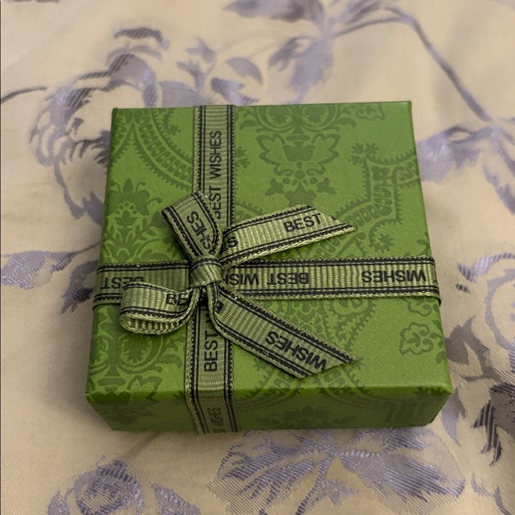 Amber and Silver Necklace and Earring Set - Picture 12 of 13